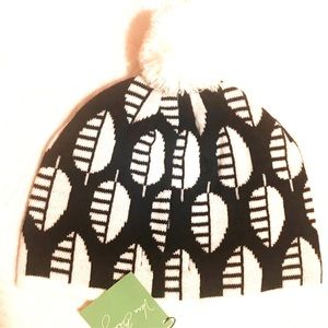 NWT Vera Bradley beanie!